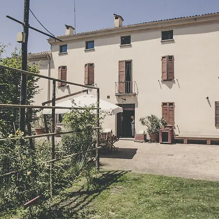 Bed & Breakfast La Luna Nel Pozzo Parma